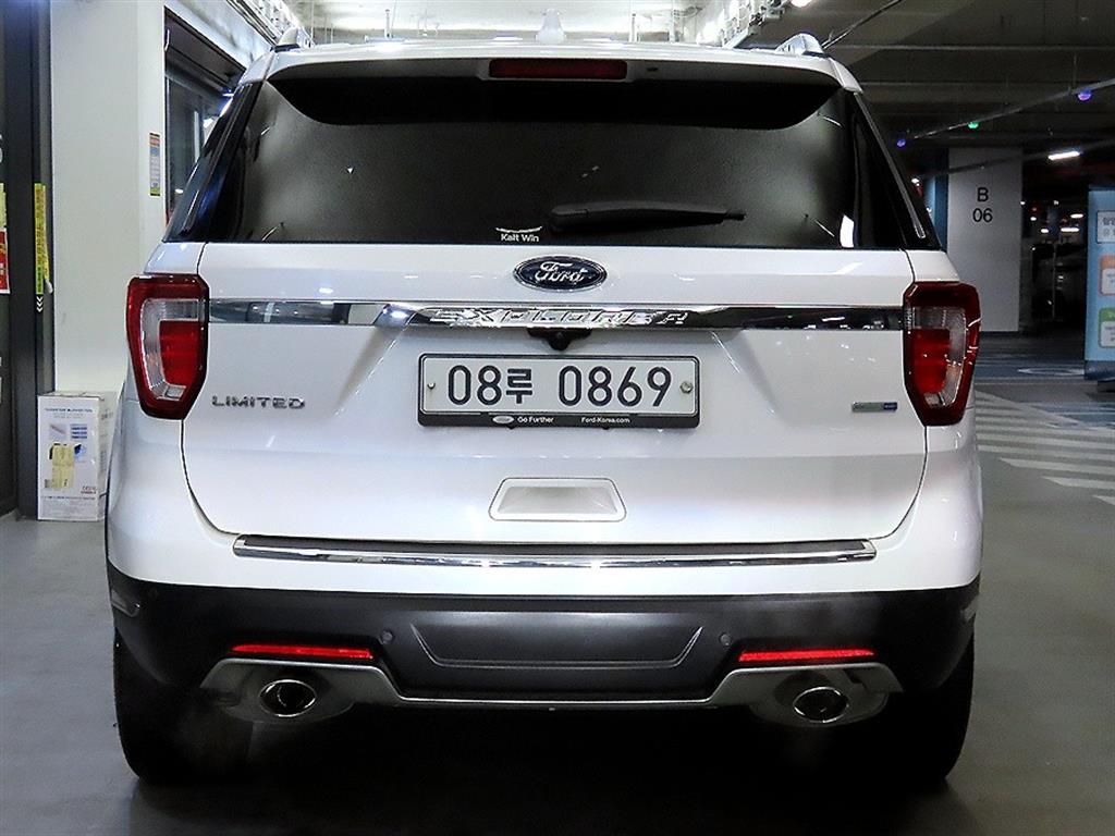 Ford Explorer - Vista 5