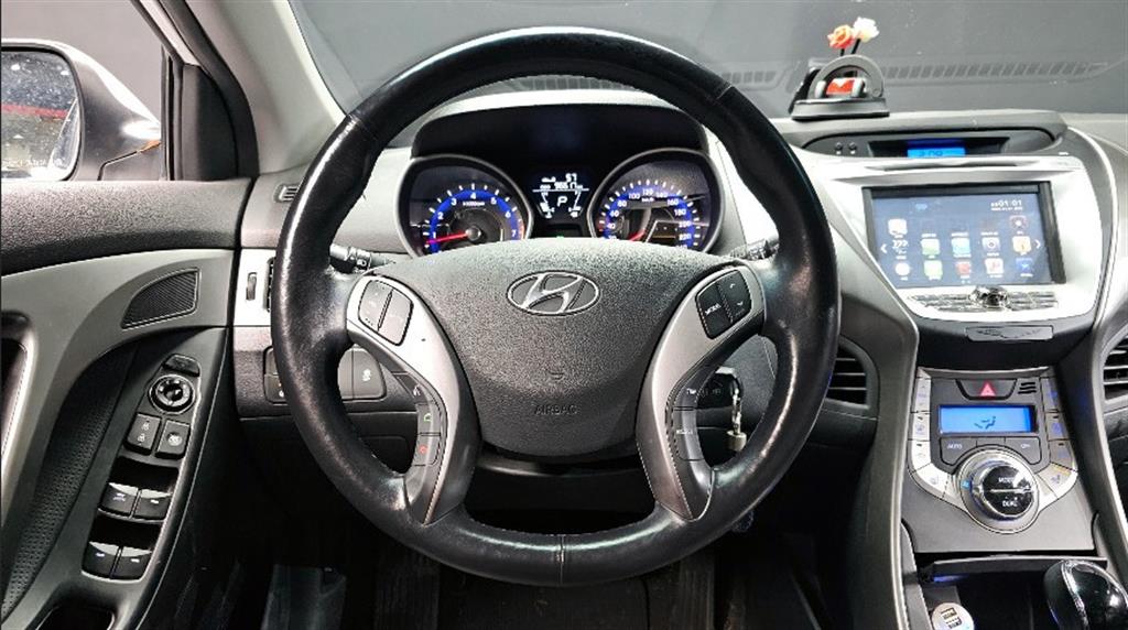 HYUNDAI Avante 2013 Blanco - Importación desde Corea - HF Imports Iquique - Foto 13