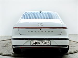 HYUNDAI Grandeur - Vista 8