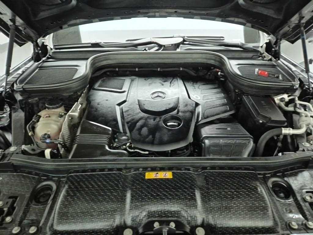 Mercedes Benz GLS Class - Vista 5