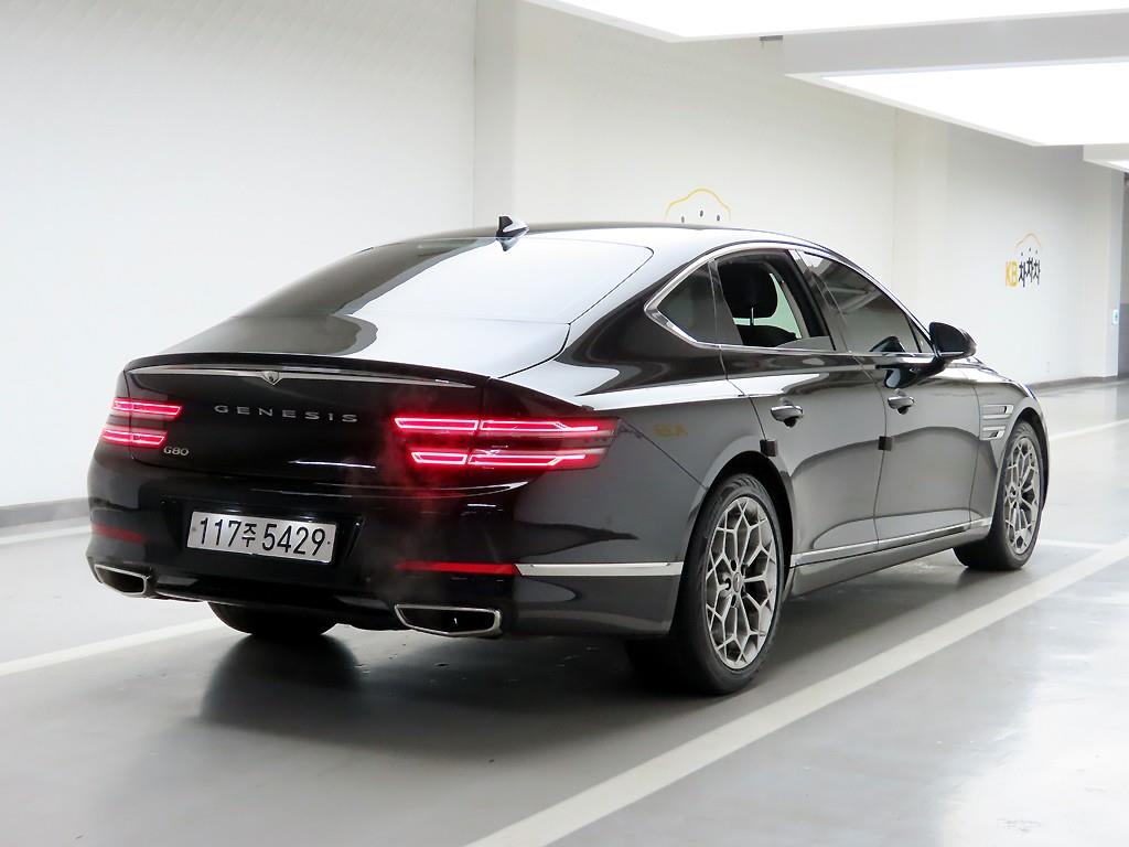 Genesis G80 - Vista 4