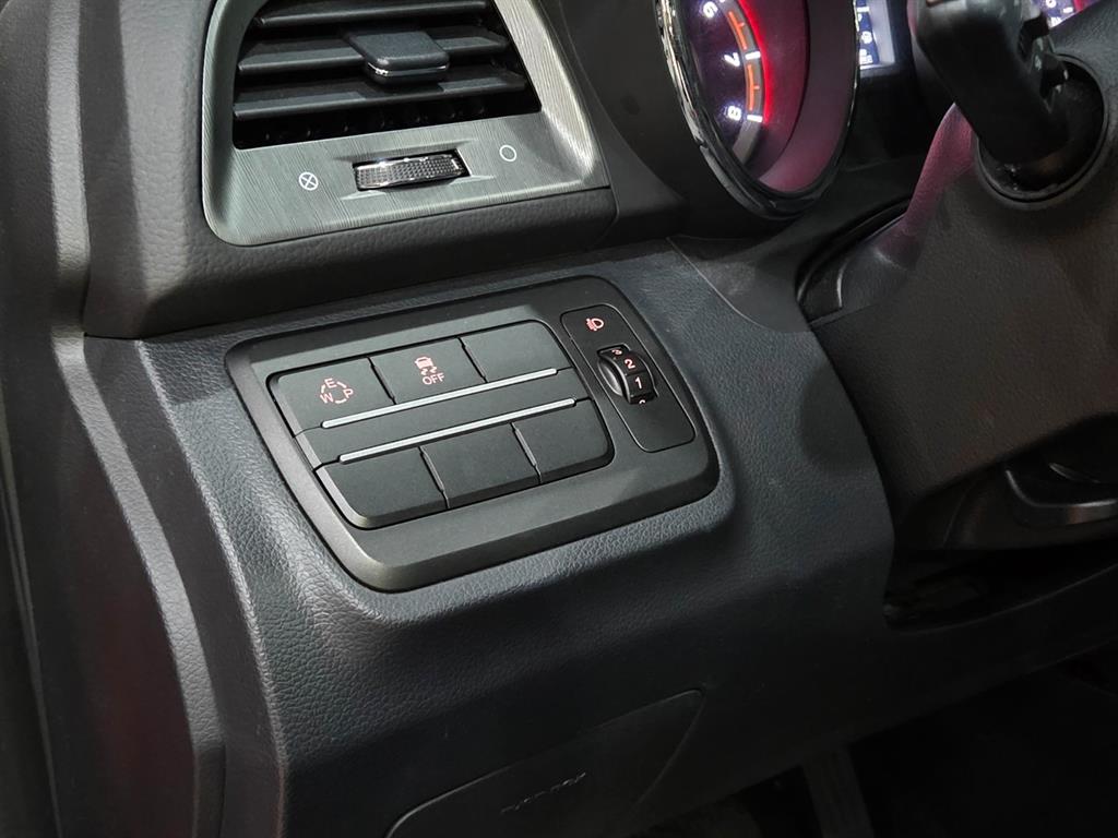 Ssangyong Tivoli 2018 Rojo - Importación desde Corea - HF Imports Iquique - Foto 15