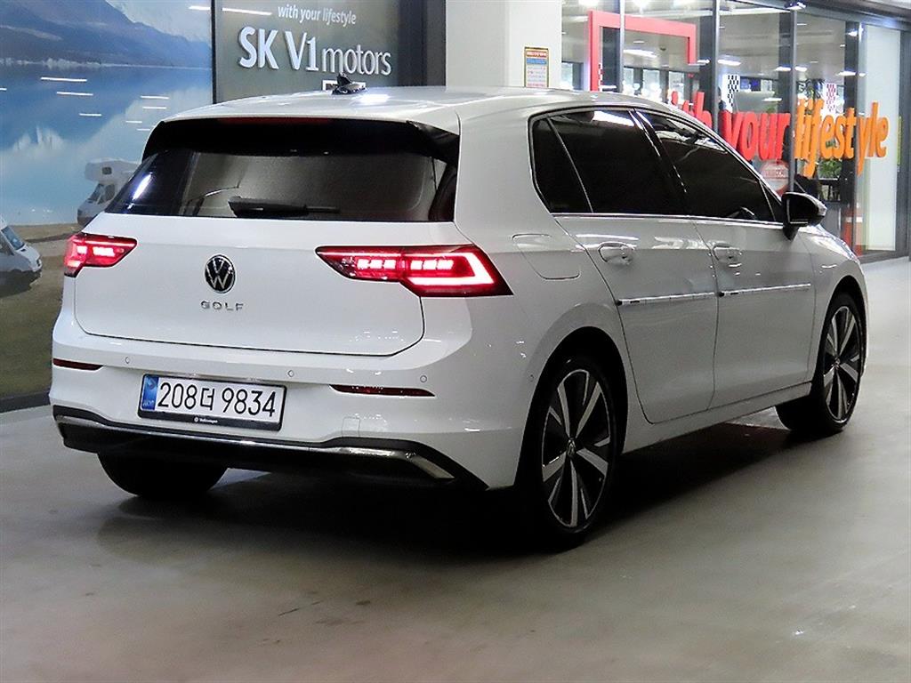 Volkswagen Golf - Vista 4