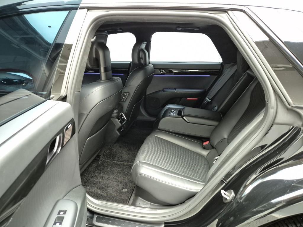 HYUNDAI Grandeur - Vista 12