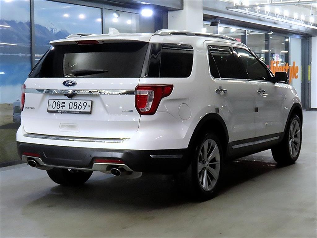 Ford Explorer - Vista 4