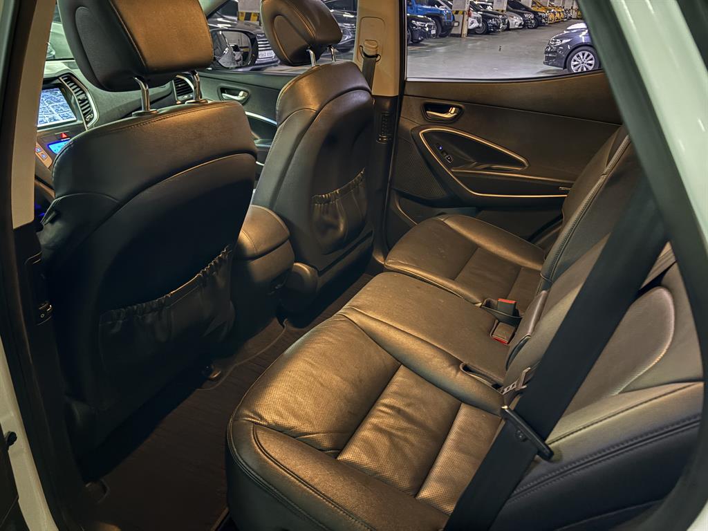 HYUNDAI Santa Fe - Vista 5