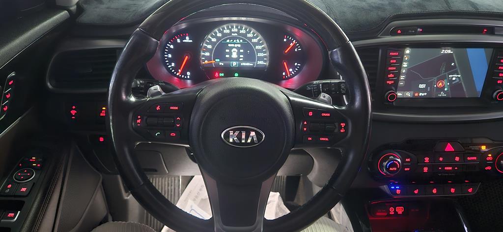 KIA Sorento 2016 Gris - Importación desde Corea - HF Imports Iquique - Foto 15
