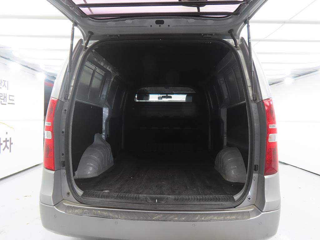 HYUNDAI Starex 2018 Plateado - Importación desde Corea - HF Imports Iquique - Foto 19