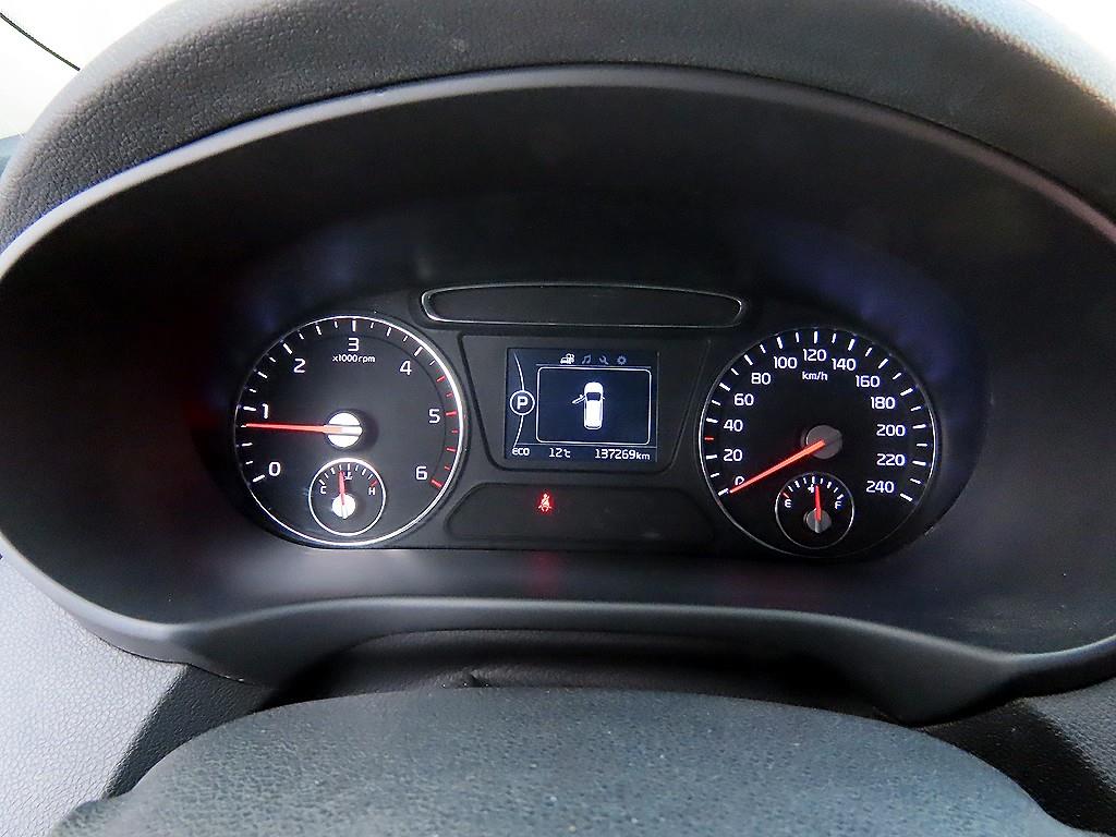 KIA Sorento - Vista 9