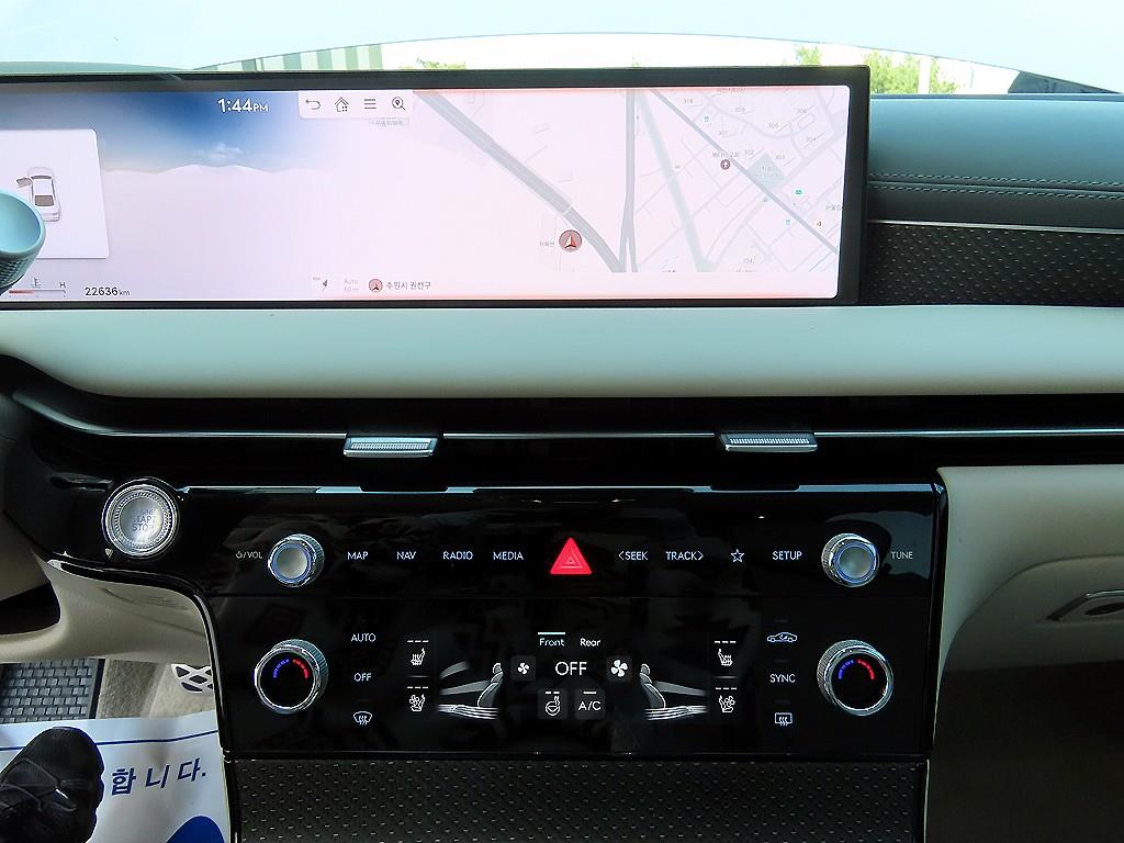 Genesis G80 - Vista 12