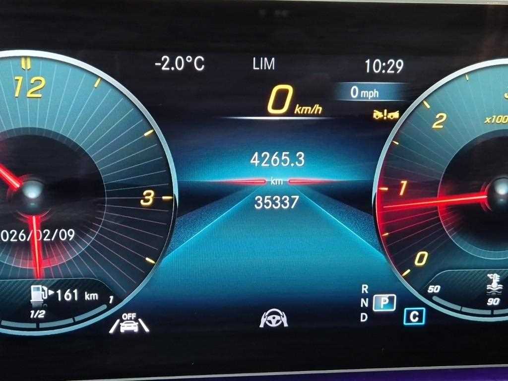 Mercedes Benz GLS Class - Vista 6