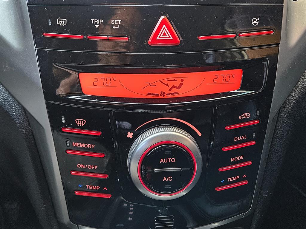 Ssangyong Tivoli 2016 Blanco - Importación desde Corea - HF Imports Iquique - Foto 15