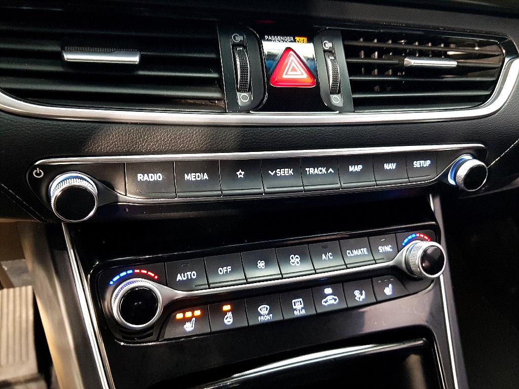 HYUNDAI Grandeur - Vista 12