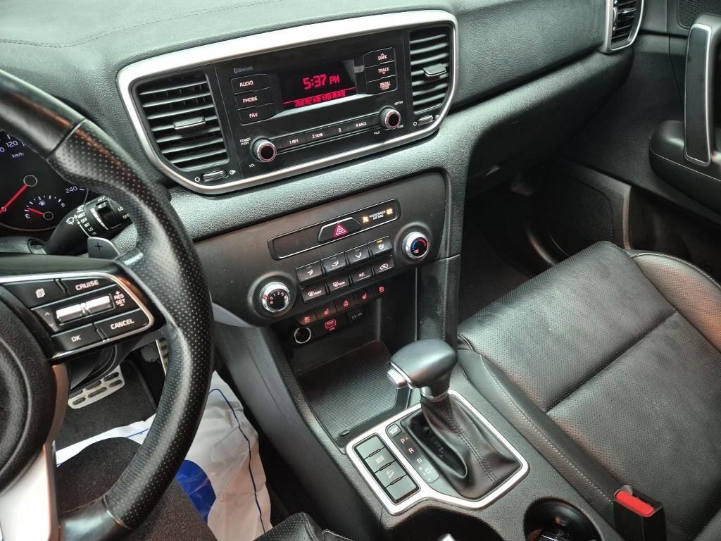 KIA Sportage - Vista 9