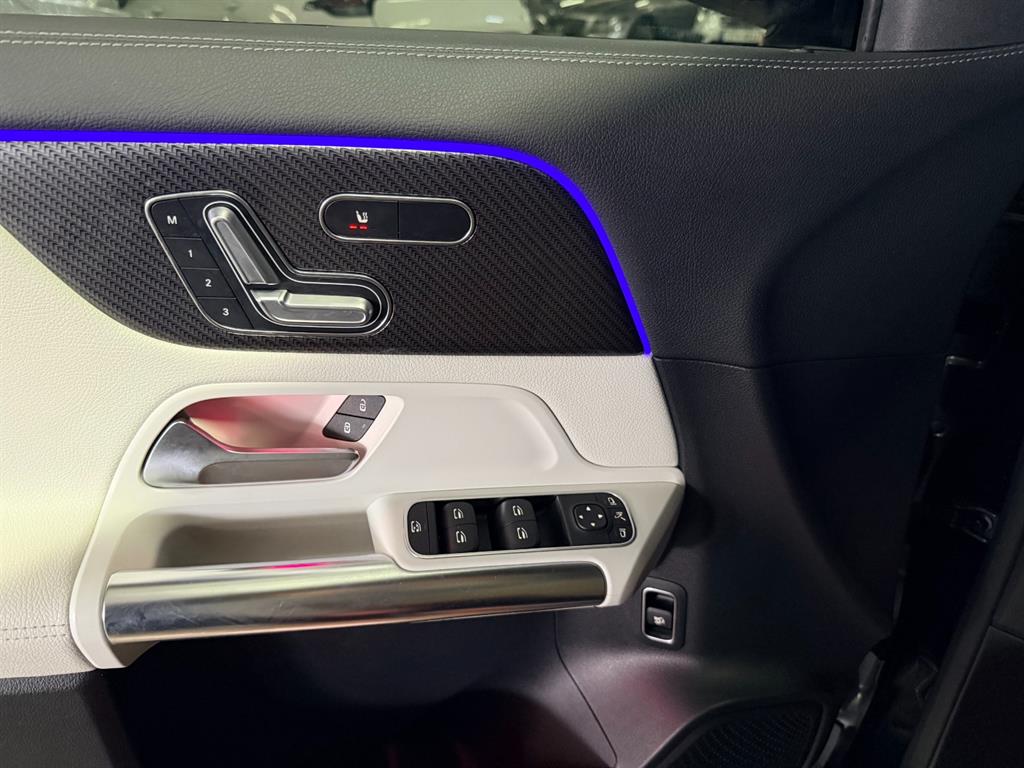 Mercedes Benz GLA Class 2021 Negro - Importación desde Corea - HF Imports Iquique - Foto 18