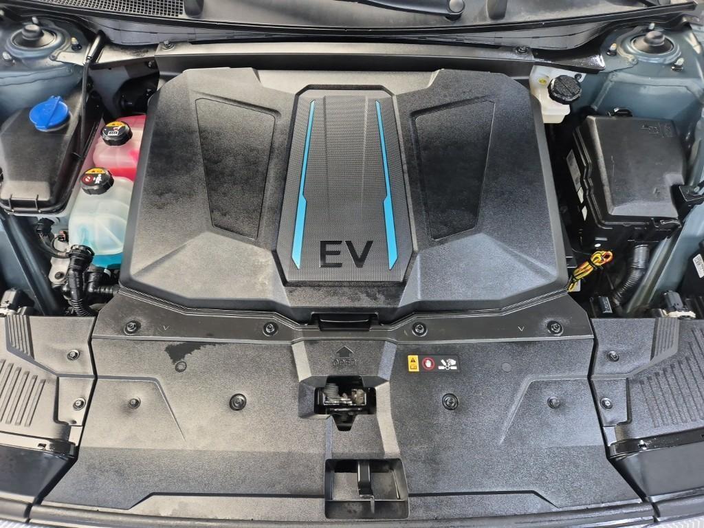 HYUNDAI Ioniq 5 - Vista 5