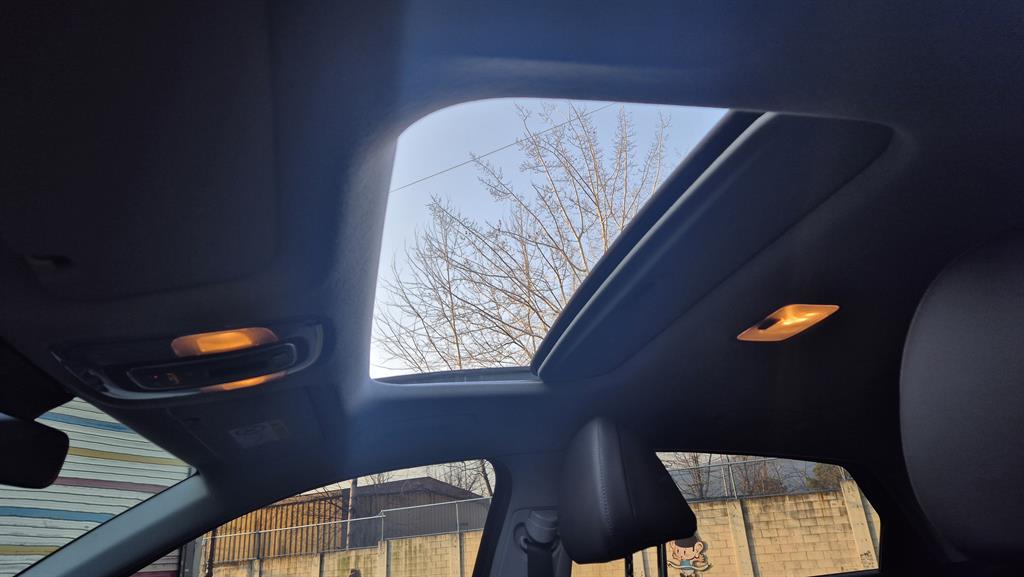 HYUNDAI Avante - Vista 7