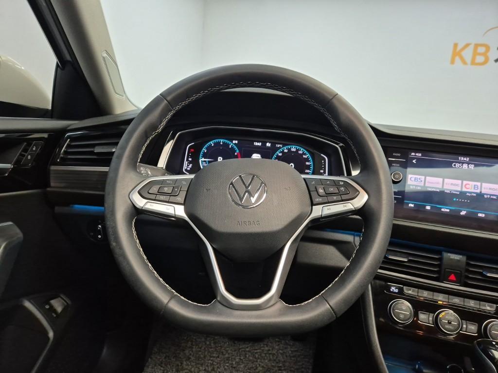 Volkswagen Jetta - Vista 8