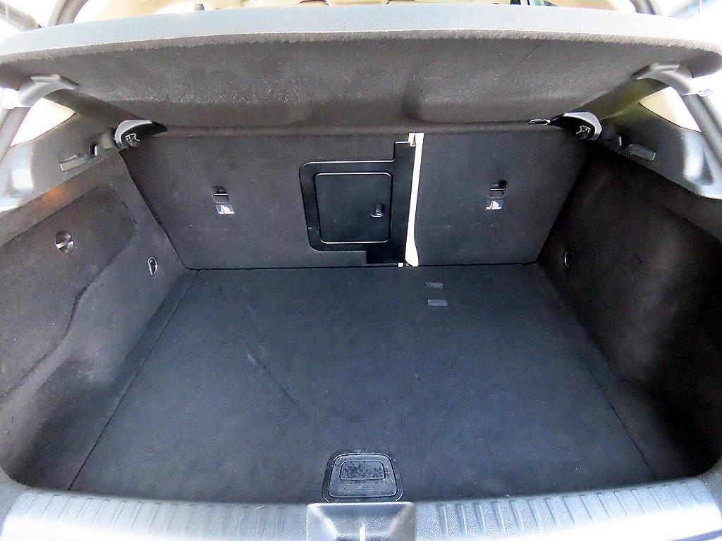 Mercedes Benz GLA Class 2017 Blanco - Importación desde Corea - HF Imports Iquique - Foto 17