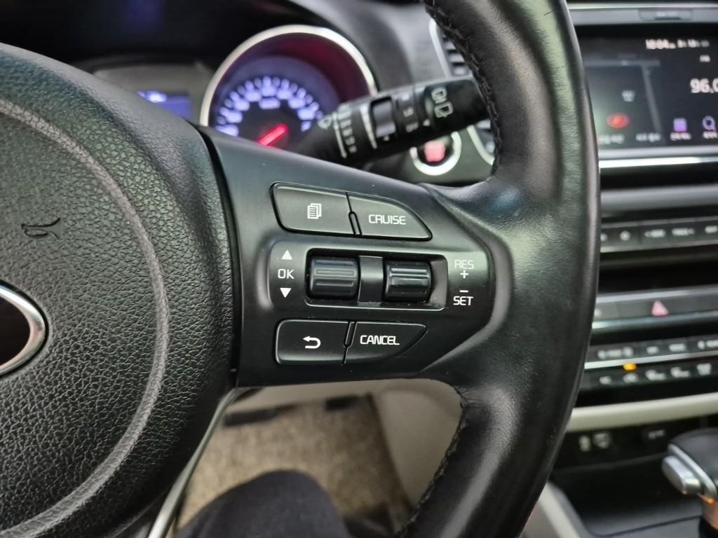 KIA Carnival 2019 Negro - Importación desde Corea - HF Imports Iquique - Foto 16