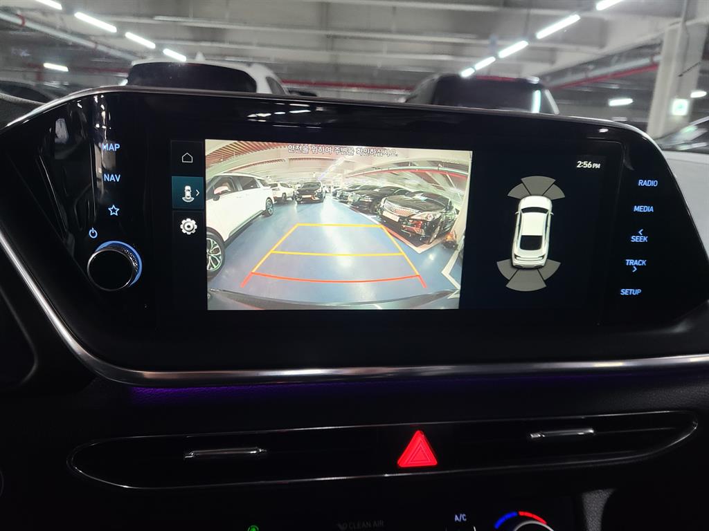 HYUNDAI Sonata - Vista 8