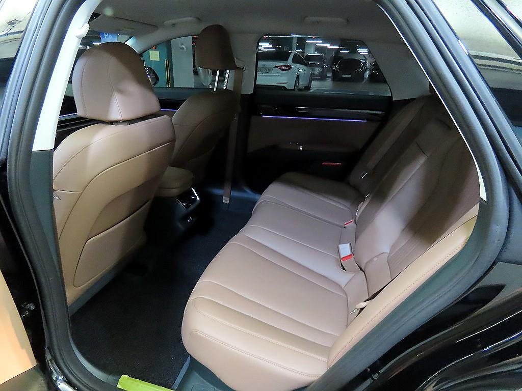 HYUNDAI Grandeur - Vista 7