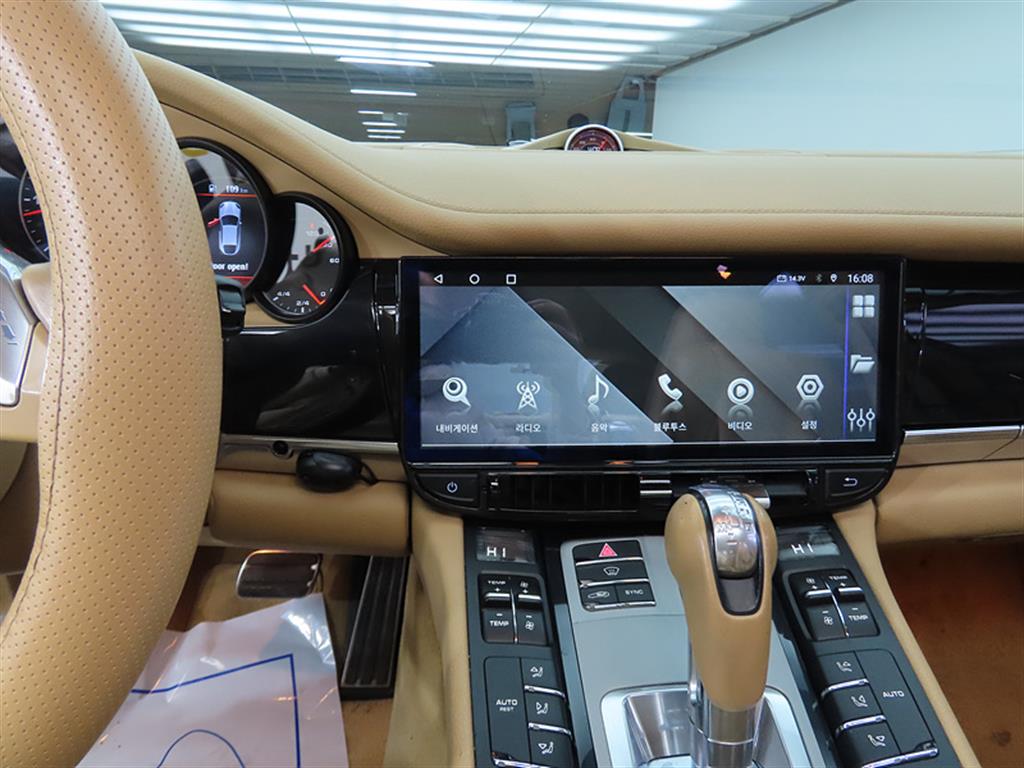 Porsche Panamera - Vista 10