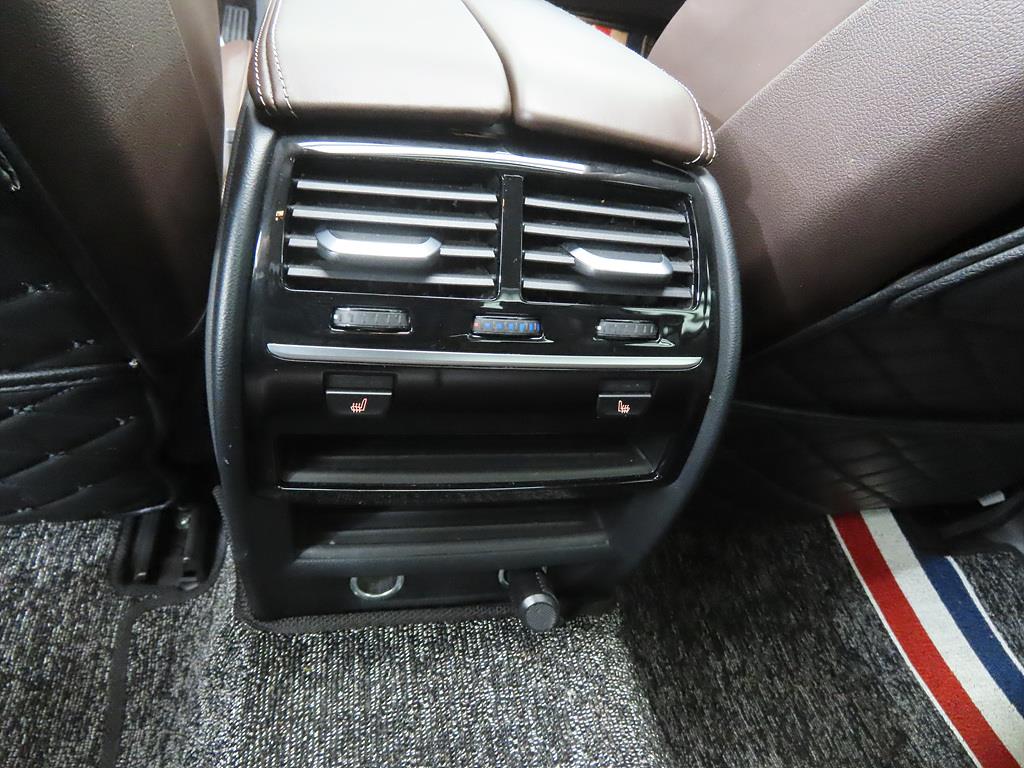 BMW 5 Series 2018 Negro - Importación desde Corea - HF Imports Iquique - Foto 14