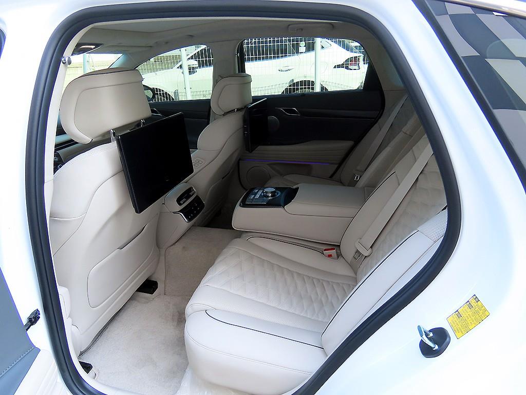 Genesis G80 - Vista 6