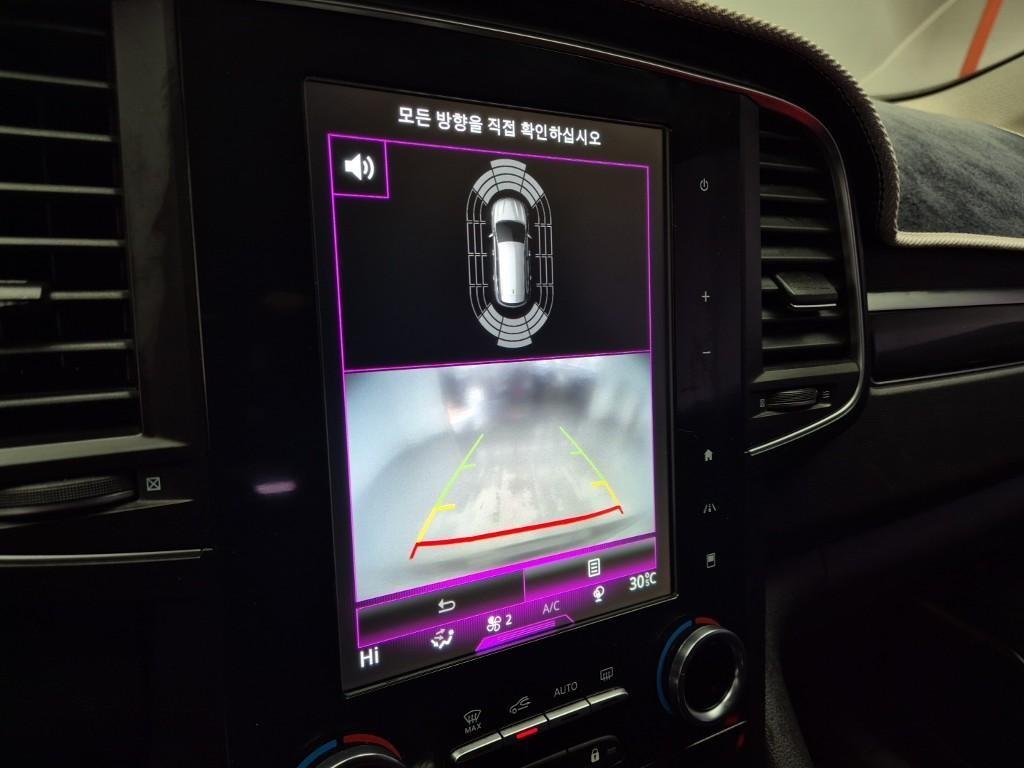 SAMSUNG QM6 - Vista 12