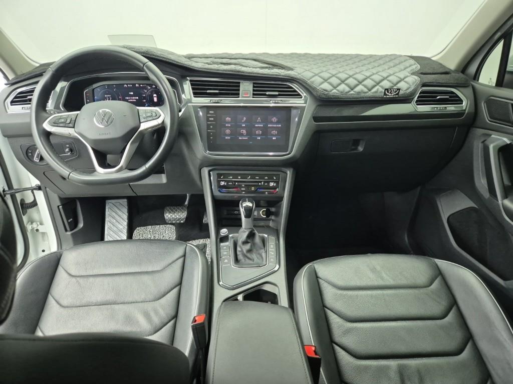 Volkswagen Tiguan - Vista 5