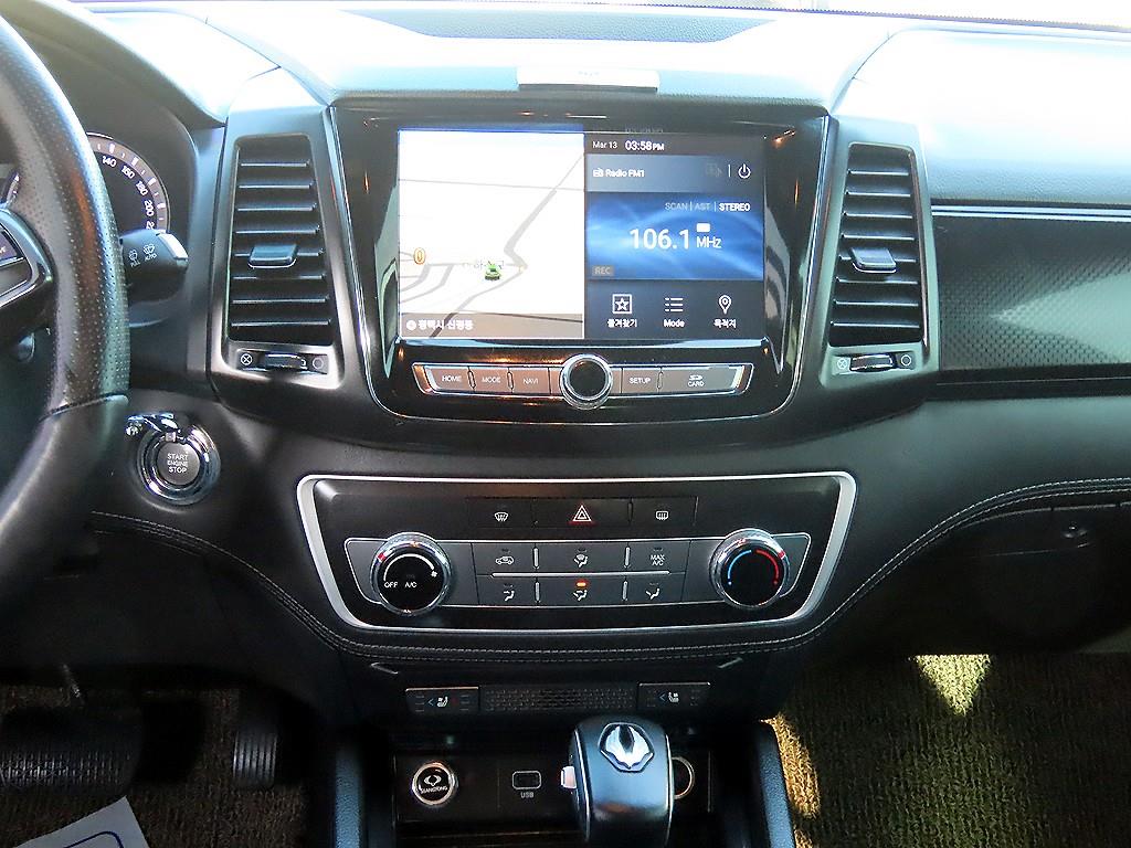 Ssangyong Rexton - Vista 11