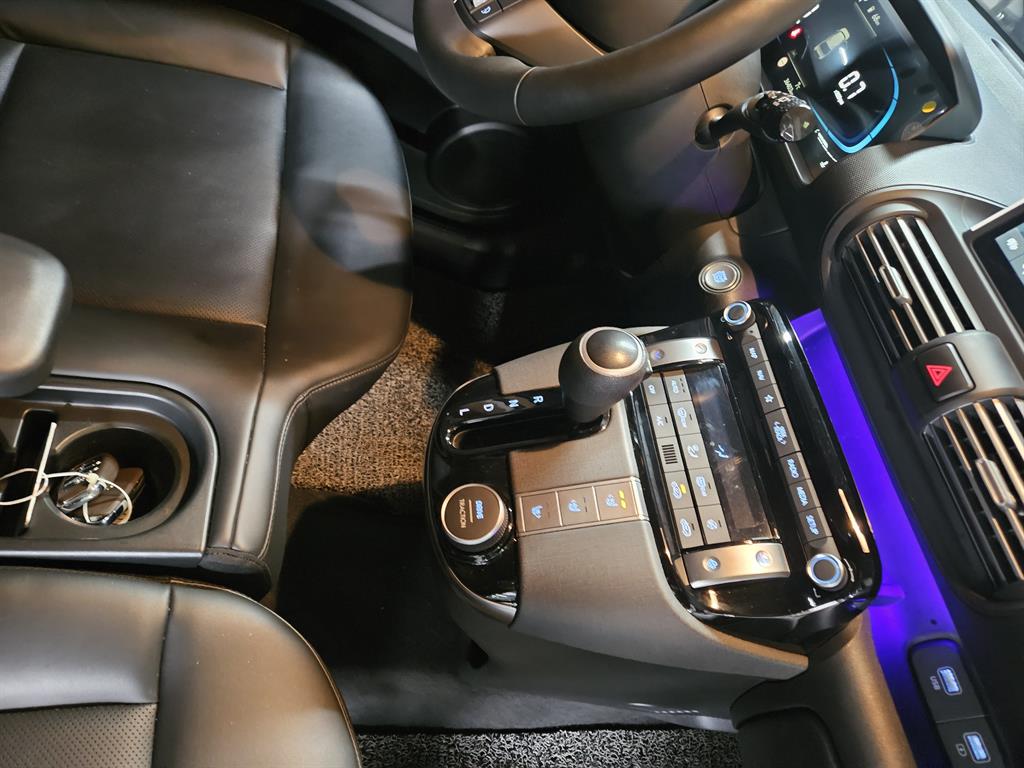 HYUNDAI Casper - Vista 7