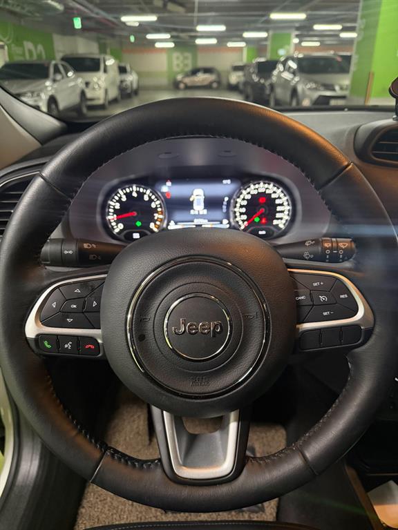 Jeep Renegade - Vista 7