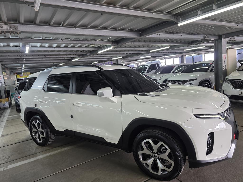 Ssangyong Torres - Vista 4