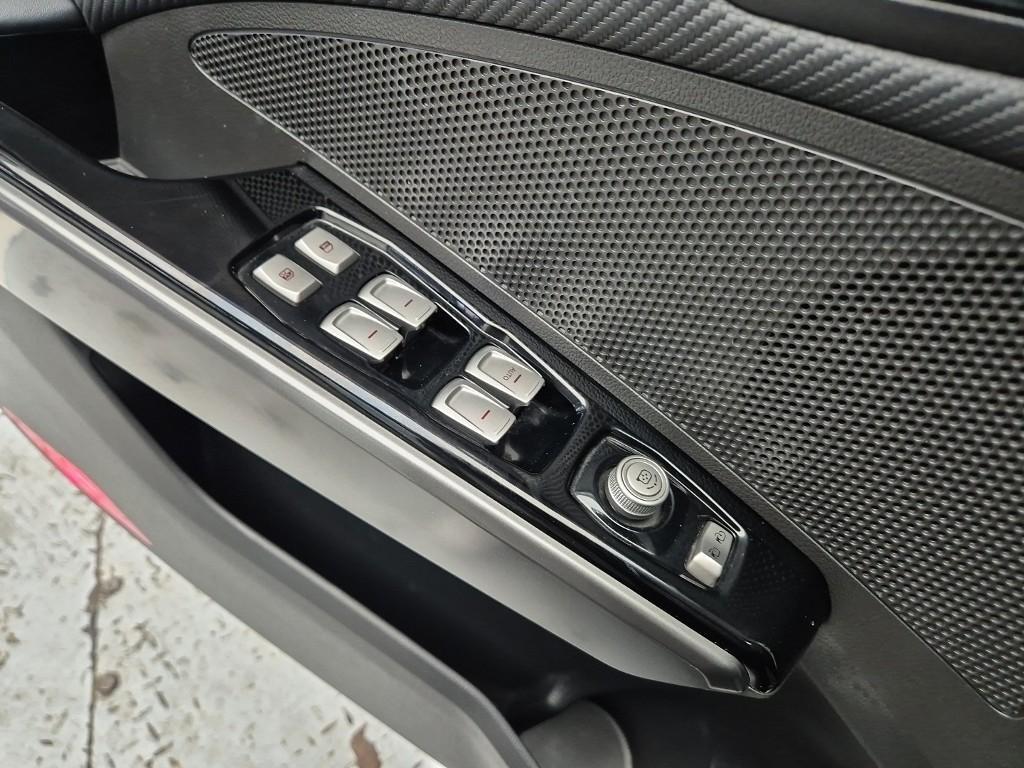 Ssangyong Tivoli 2017 Blanco - Importación desde Corea - HF Imports Iquique - Foto 16