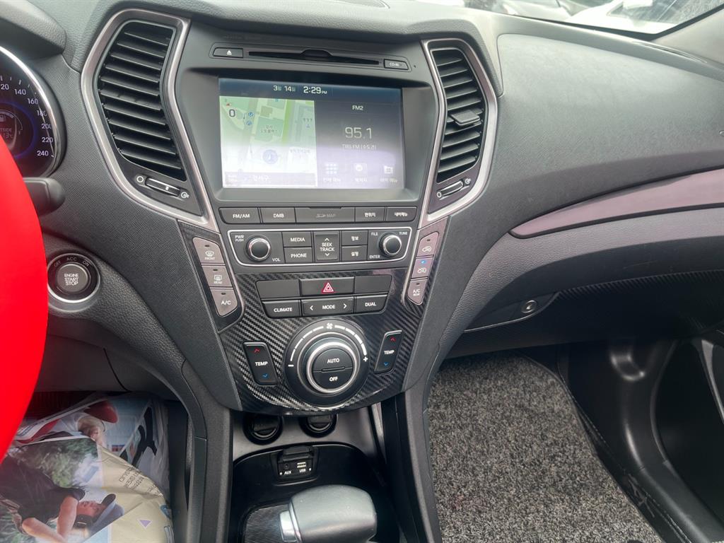 HYUNDAI Santa Fe - Vista 7