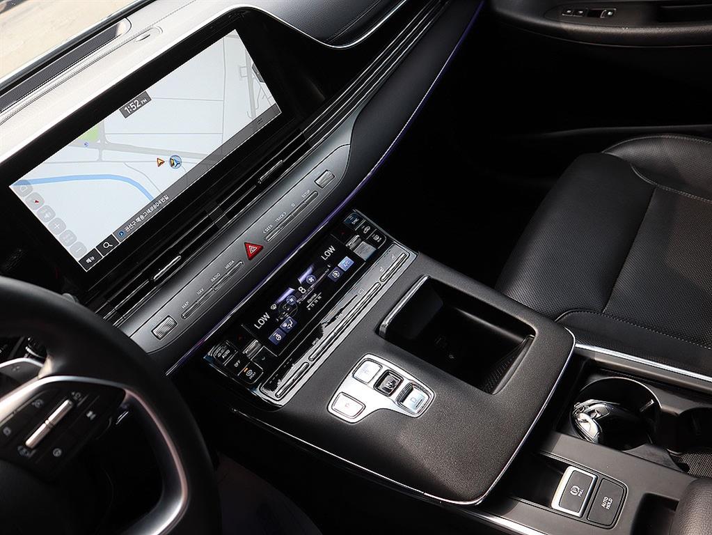 HYUNDAI Grandeur 2022 Negro - Importación desde Corea - HF Imports Iquique - Foto 10