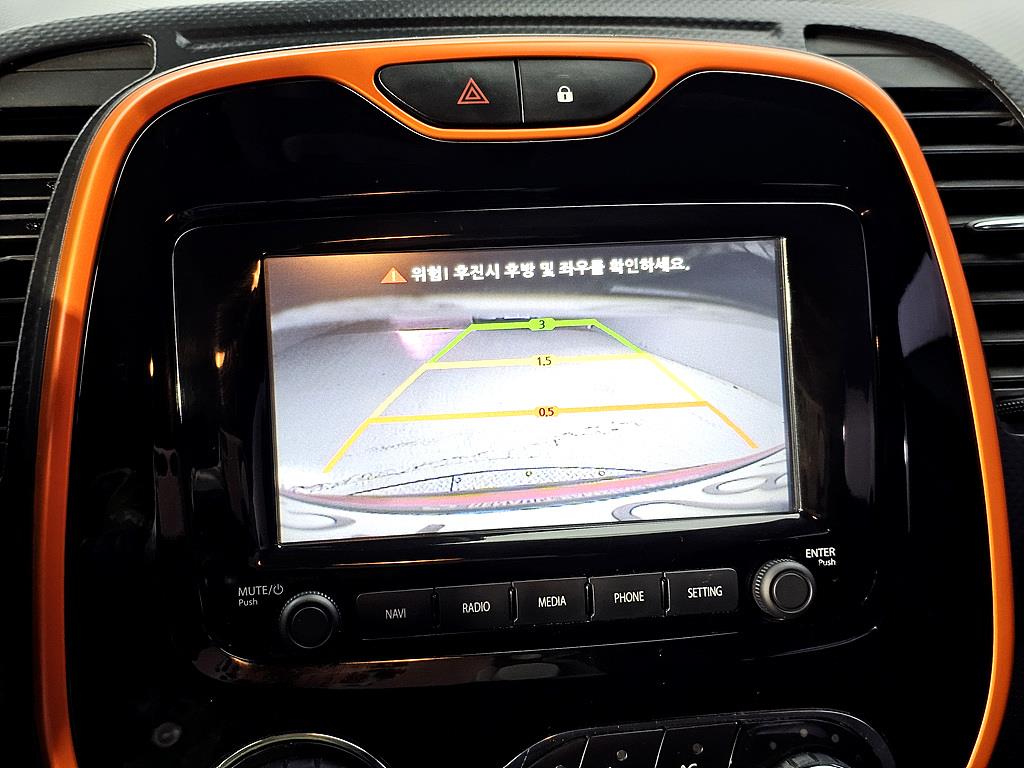 SAMSUNG QM3 - Vista 12