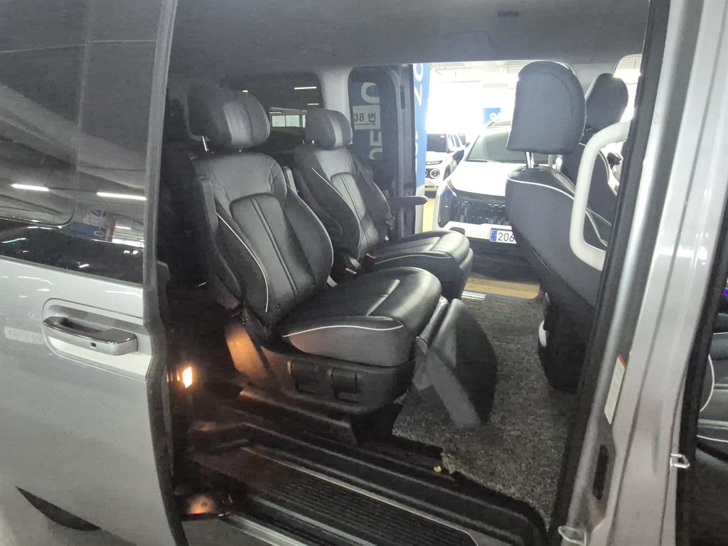 HYUNDAI Staria 2022 Gris - Importación desde Corea - HF Imports Iquique - Foto 14