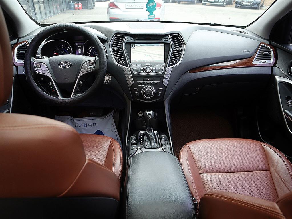 HYUNDAI Maxcruz - Vista 9