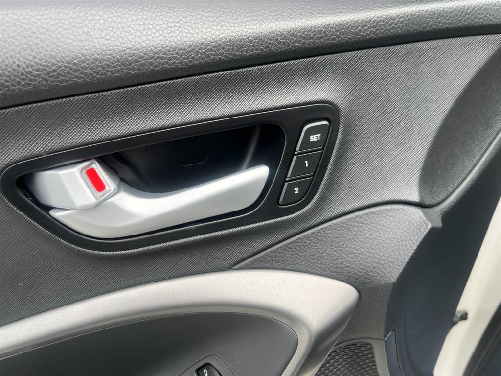 HYUNDAI Santa Fe 2015 Blanco - Importación desde Corea - HF Imports Iquique - Foto 14