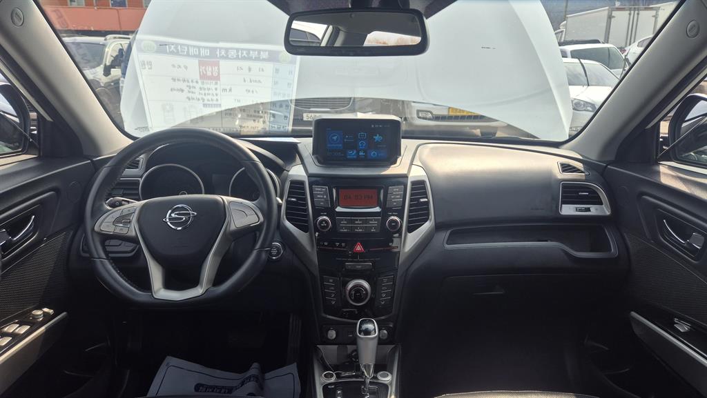 Ssangyong Tivoli - Vista 7