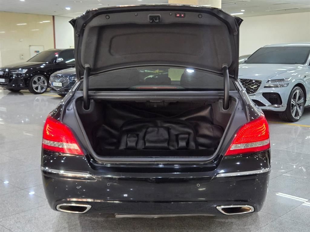 HYUNDAI Equus 2012 Negro - Importación desde Corea - HF Imports Iquique - Foto 19