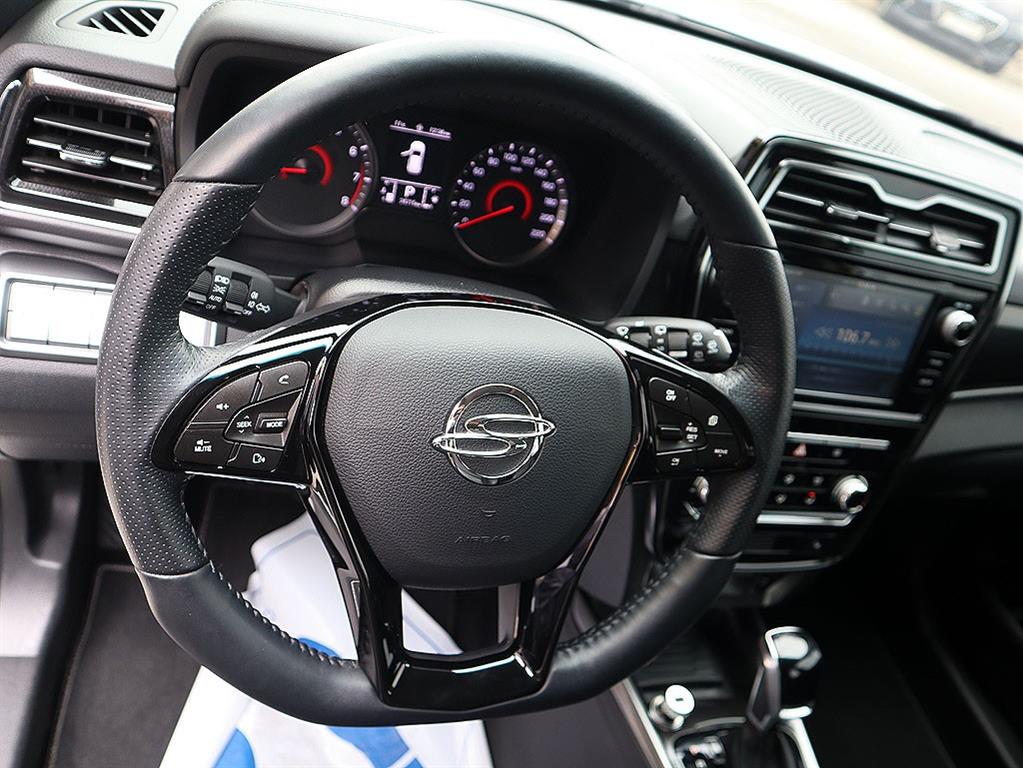 Ssangyong Tivoli 2022 Blanco - Importación desde Corea - HF Imports Iquique - Foto 8