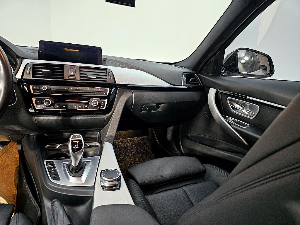 BMW 3 series - Vista 9