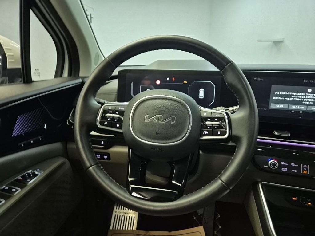 KIA Carnival - Vista 6