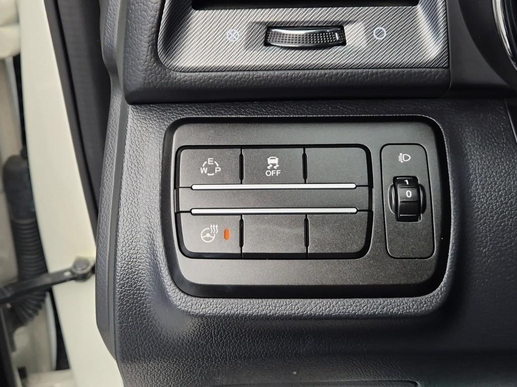 Ssangyong Tivoli 2017 Blanco - Importación desde Corea - HF Imports Iquique - Foto 14