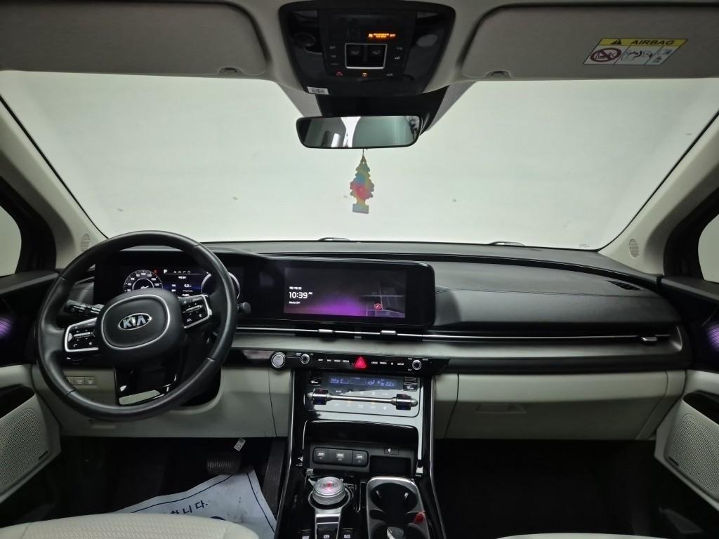 KIA Carnival - Vista 7