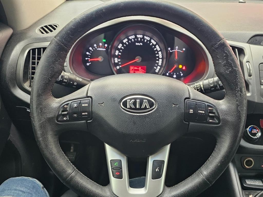 KIA Sportage - Vista 8
